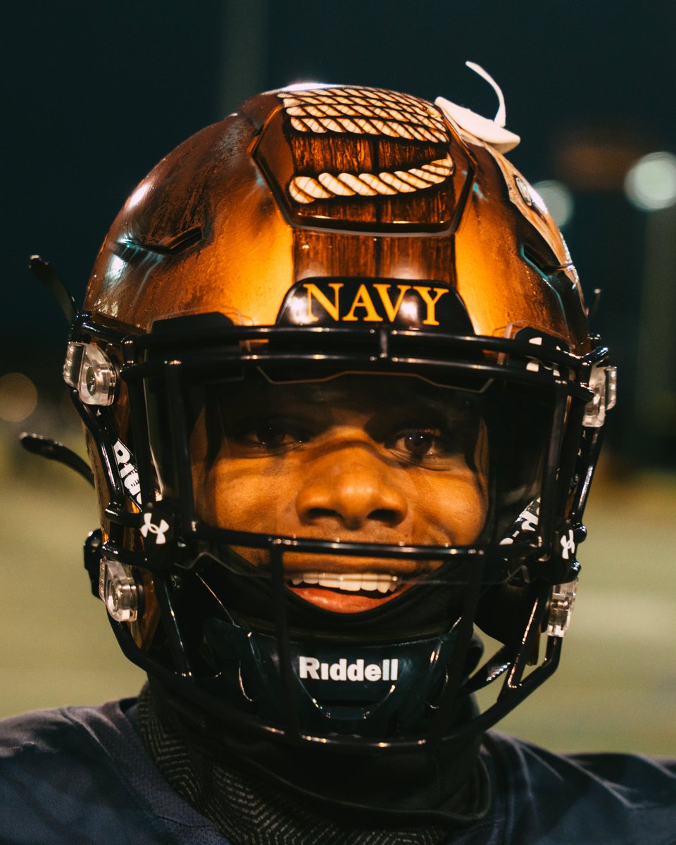NavyFB's tweet image. breaking in the new lids

#GoNavy | #BeatArmy | #RollGoats