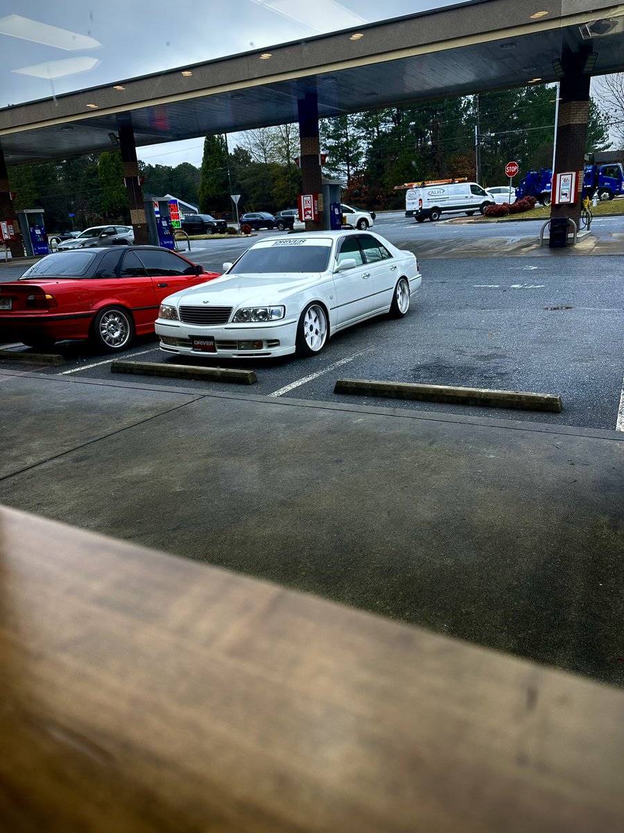 ThursdayHF's tweet image. December.