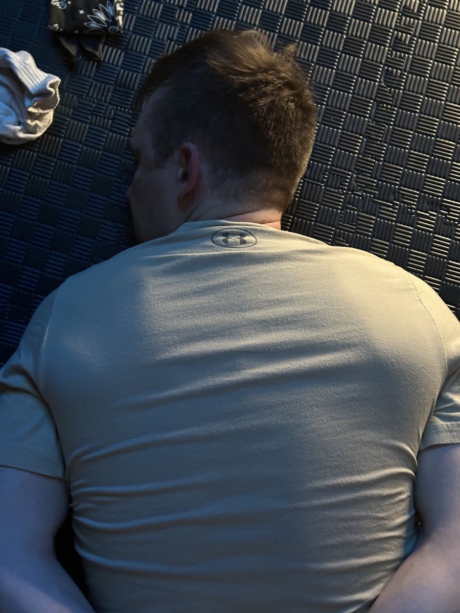 InTheElemental's tweet image. All tied up and nowhere to go 🪢