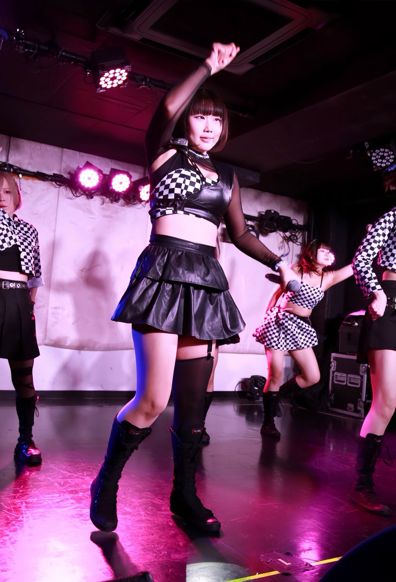 秋葉原ZEST(2025/12/7) HEAVENLYライブ🎤 せっかくの撮可ライブでした