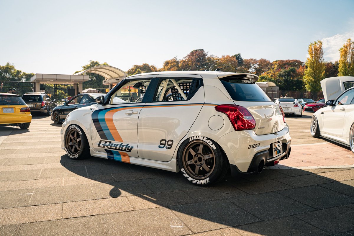 でぃーすけ tweet media