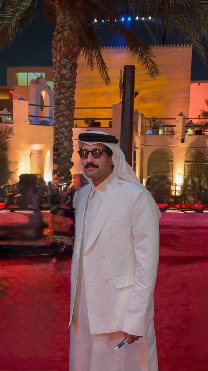 lsn1898300's tweet photo. المخرج الممثل علي الكلثمي @kalthami 
#مهرجان_البحر_الأحمر_السينمائي_الدولي 
@Telfaz11 
✨✨ https://t.co/gqdZfHflOm