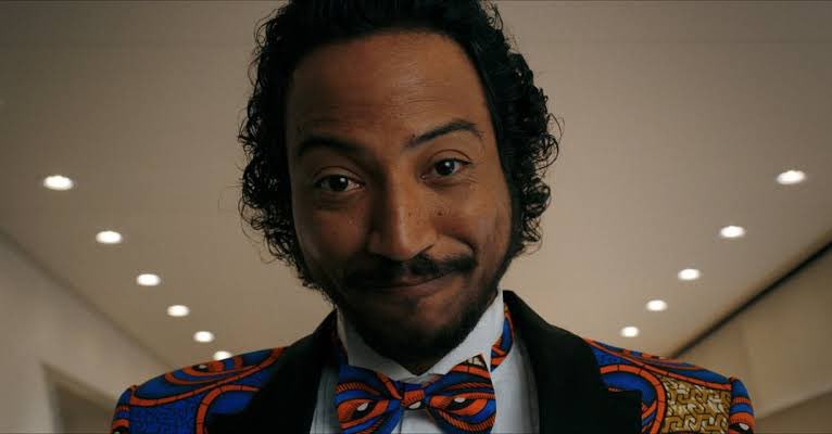 YaBoyRoshi's tweet image. Seeing some of you think what this guy in Pluribus is doing is cool got me giving yall the sideye lol. Big loser vibes, creating fake scenarios to live out his fantasies, taking advantage of women who would never be interested in him all within less than two weeks. You cant even