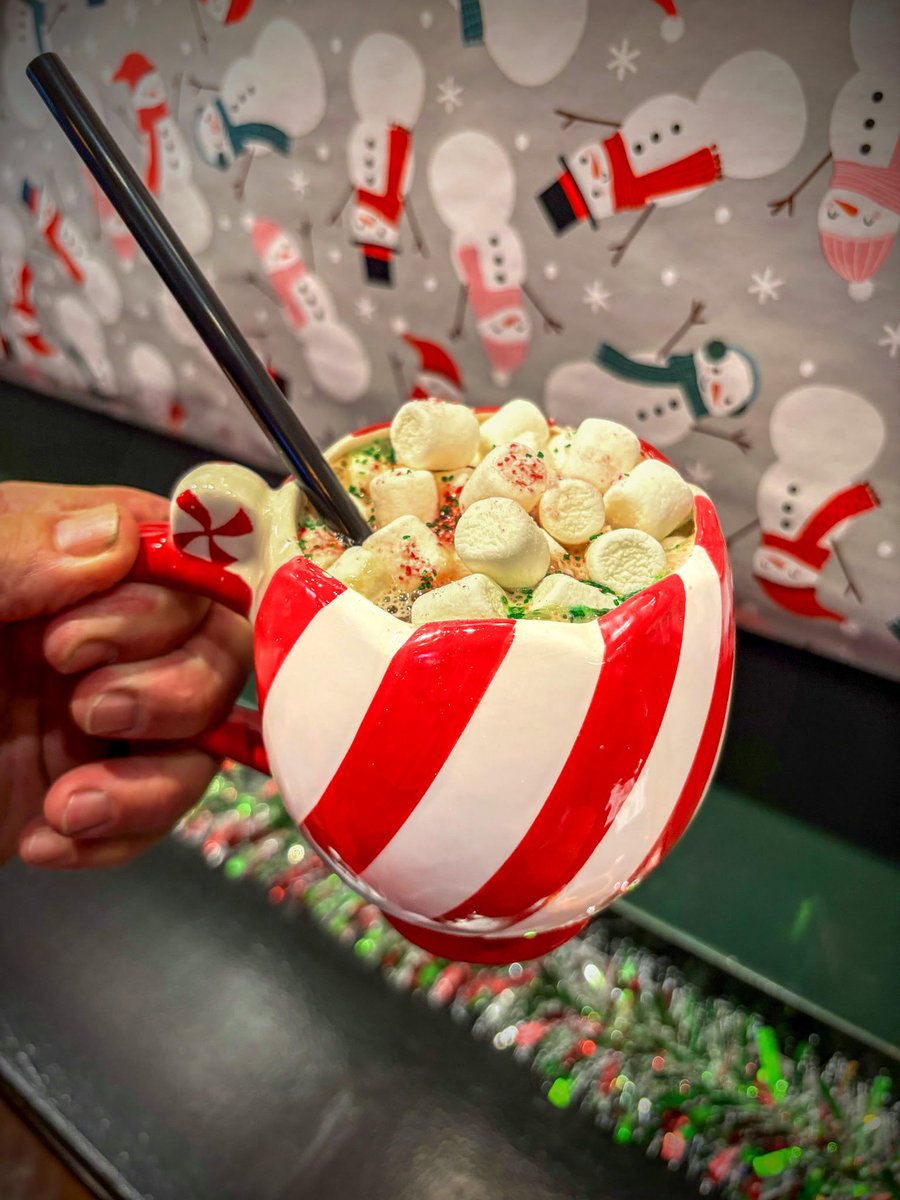 Denver winter = perfect brewery season. ❄️🍺
We are fully decked out for the holidays + our heated patio is open with blankets ready to keep you cozy.
Cold beer, warm vibes, festive taproom...all right here on #southpearl

Pull up + warm up. 🎄🔥
#PlattParkBrewing #craftbeer