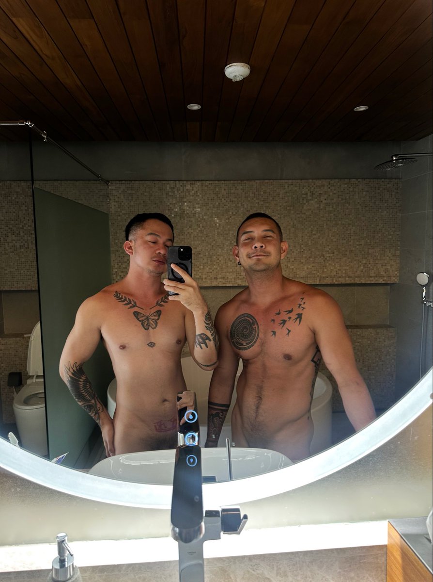 mann_papone tweet media