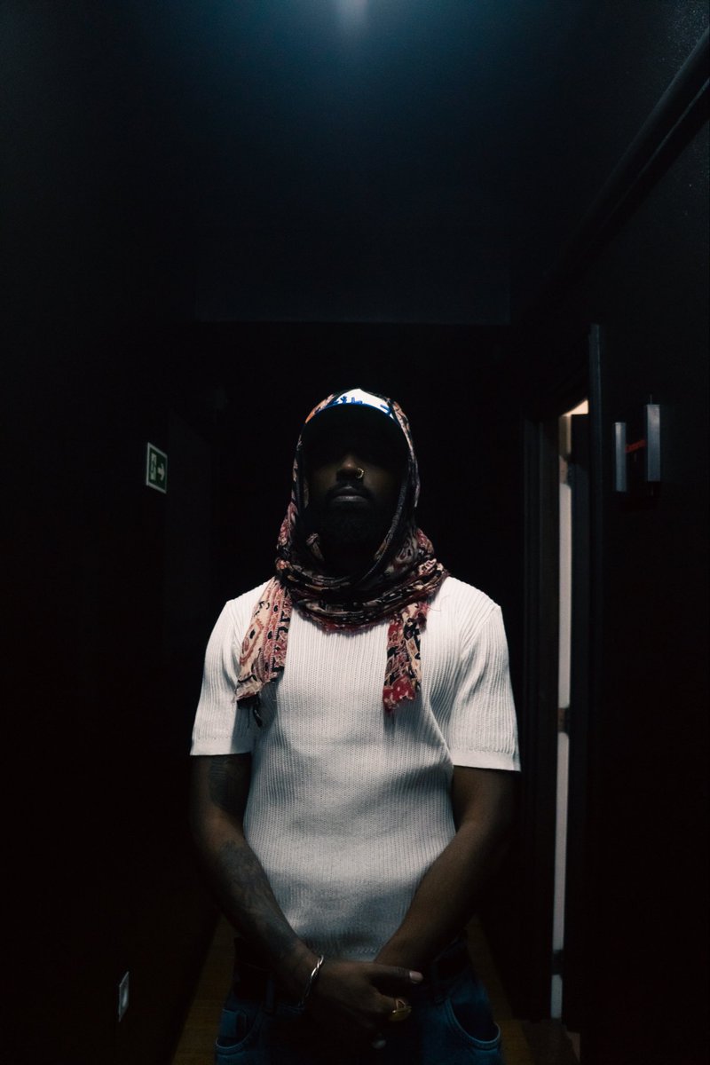 Kayode ouça HELENA tweet media