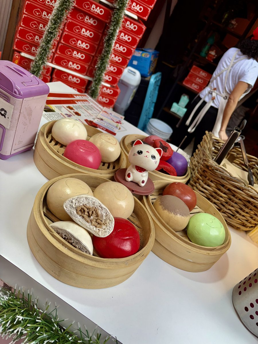 andy71soto's tweet image. Que siga la comedera 😅😋😂😋😅

#BarrioChino 
#Dumplings 
#ComerEsMiPasión 
#Postre