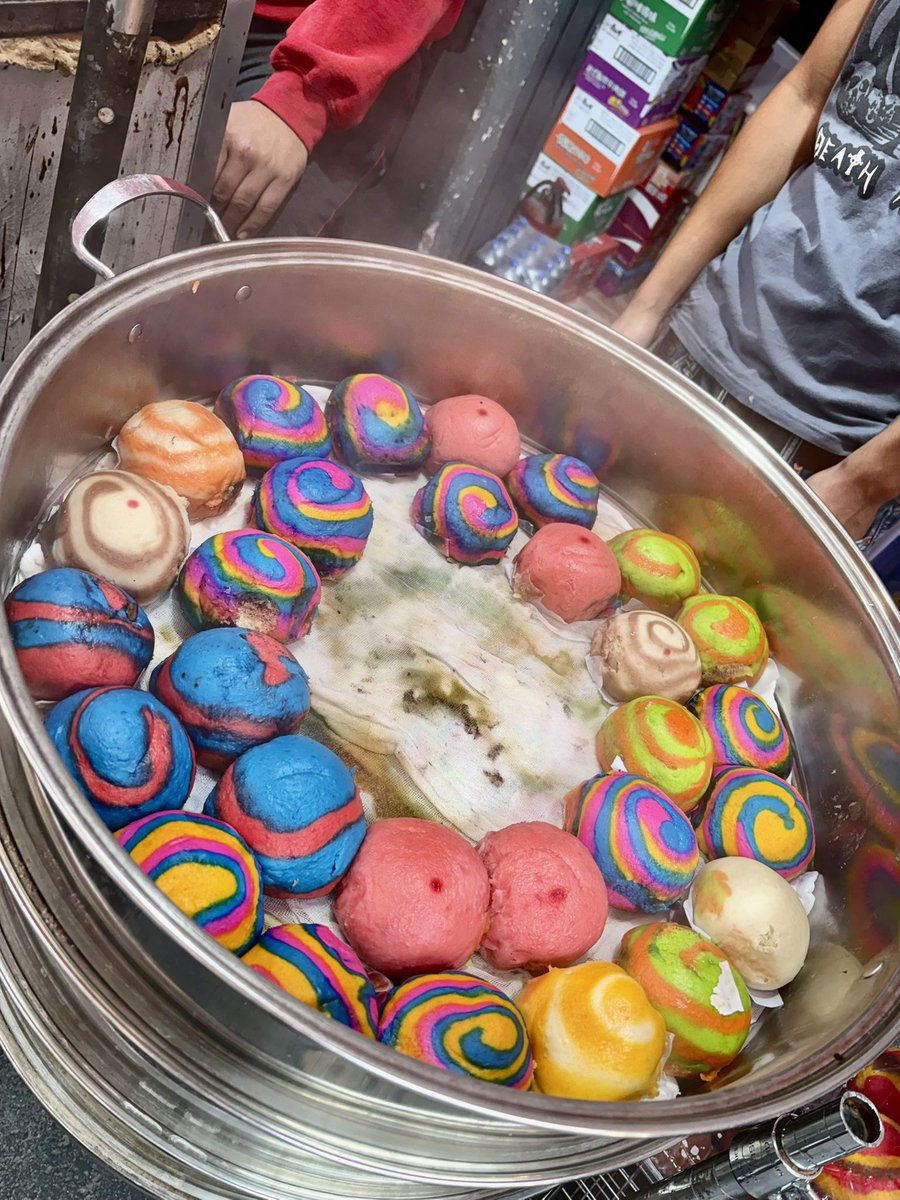 andy71soto's tweet image. Que siga la comedera 😅😋😂😋😅

#BarrioChino 
#Dumplings 
#ComerEsMiPasión 
#Postre