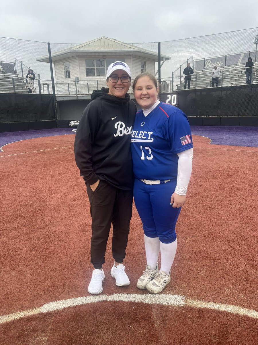 CatRichman_13's tweet image. Had the best experience @UCASoftball camp on Sunday. Thank you to @CoachLucas_ , @coachapjackson , @trin_1223, and all the players. I loved getting to know more about what it’s like to become a Bear! Hope to be back soon 💜🖤
@ejonesrockchalk @Select16Zagozda @TOP_D1RECRUITS…