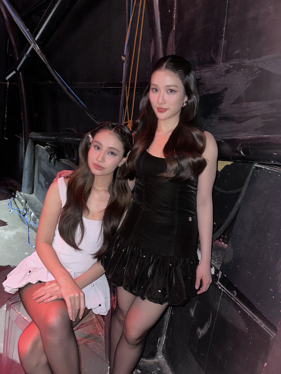 ginnynatnicha's tweet image. Hello ALKEYS! I just finished unpacking the gifts from my Philippines trip and reading all the letters.💌 Thank you so much for all the love you’ve given us. Even in difficult times, I know we can face everything together. I also finished preparing some items for the donation at…