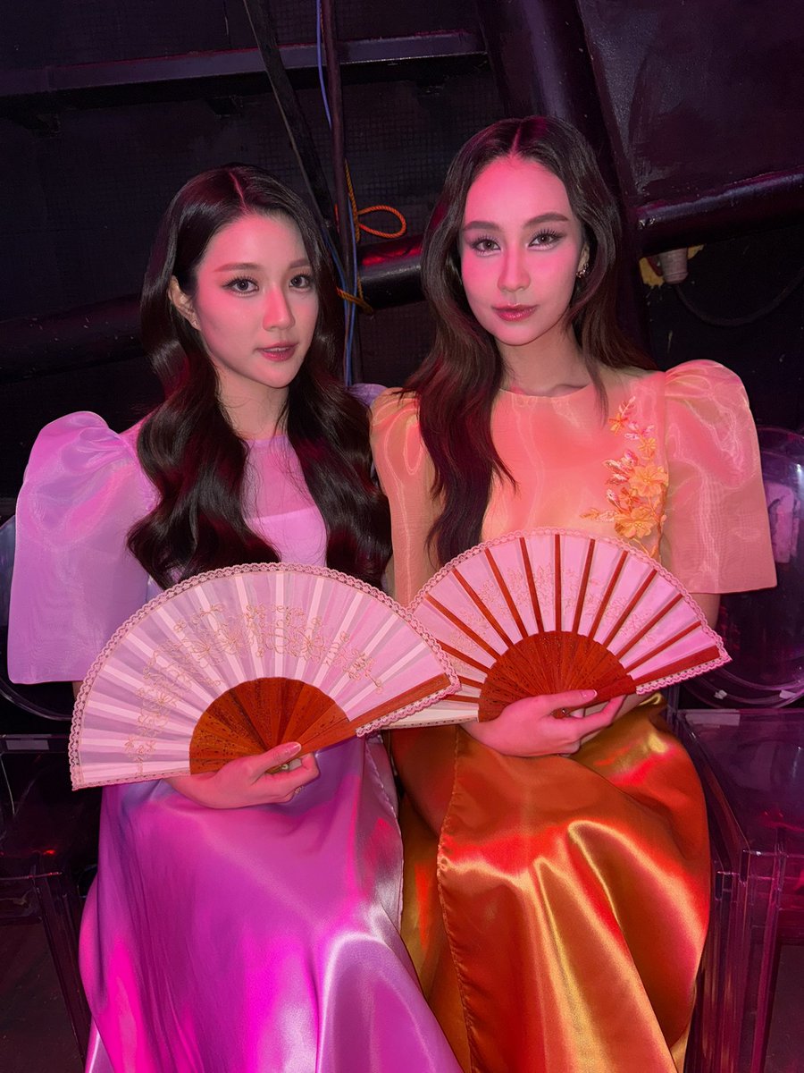 ginnynatnicha's tweet image. Hello ALKEYS! I just finished unpacking the gifts from my Philippines trip and reading all the letters.💌 Thank you so much for all the love you’ve given us. Even in difficult times, I know we can face everything together. I also finished preparing some items for the donation at…