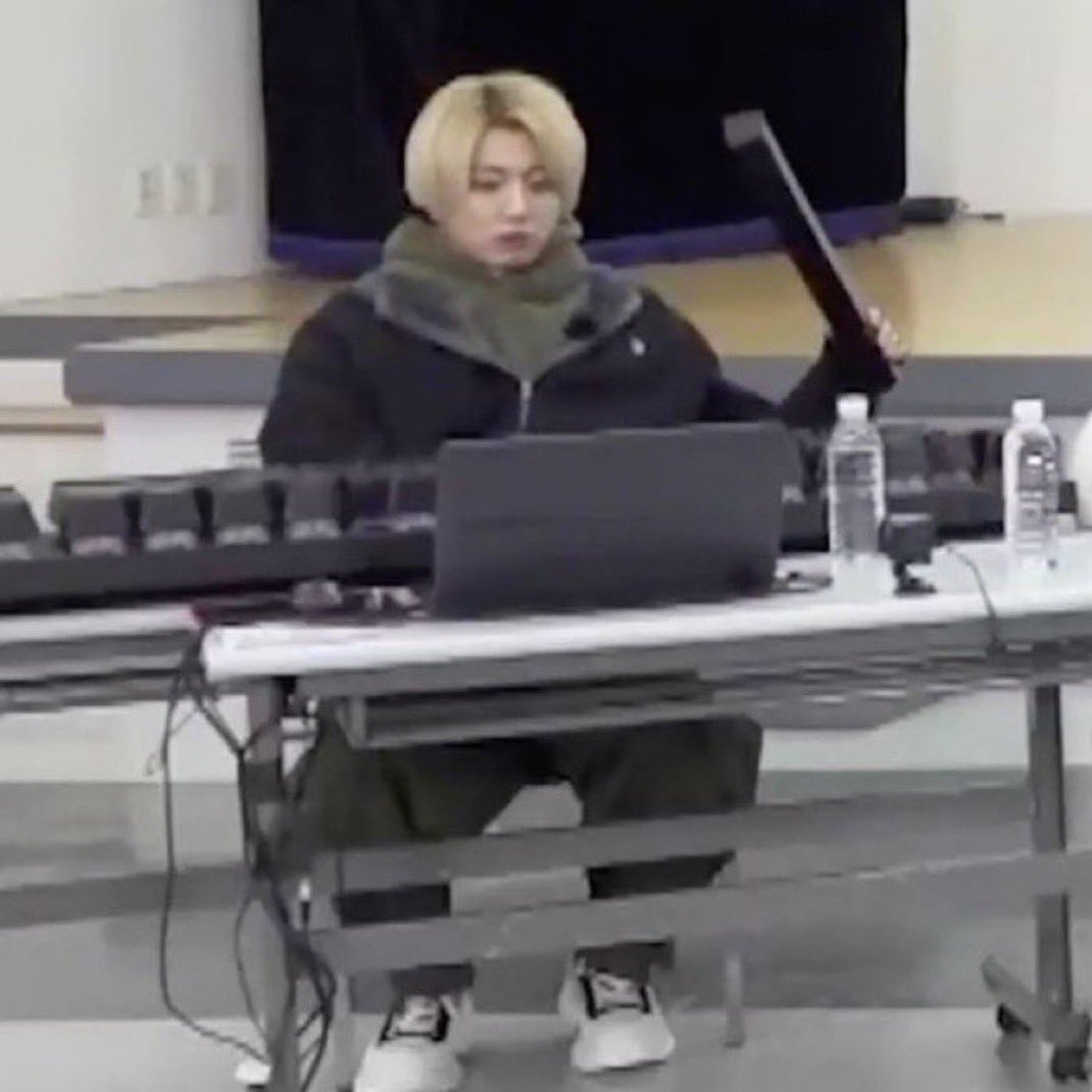 koogifs's tweet image. tiny jungkook holding his giant space bar from his giant keyboard