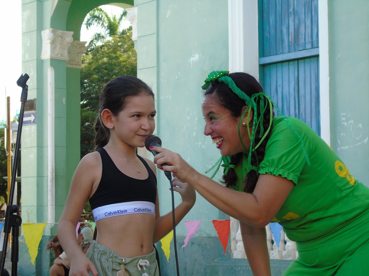 RemediosHoteles's tweet photo. La alegría, la música y los juegos siempre llegan con el Teatro Guiñol de Remedios Fidel Galbán y el Museo de las Parrandas que le regala a los niños remedianos una tarde inolvidable en esta Parrandita Infantil
#Cuba  #Parrandasinfantiles #Parrandas #Niños  #hoteleseremedios https://t.co/uRUh3sOYIj