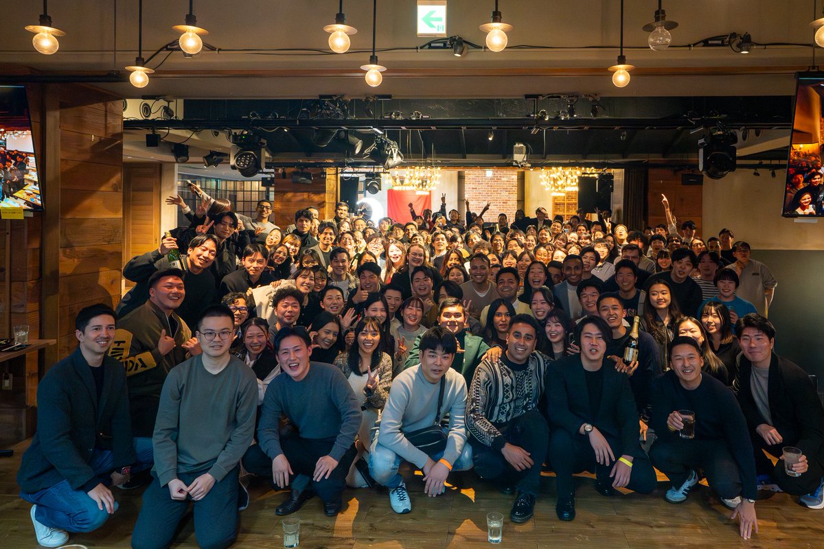 watari1974's tweet photo. 撮影現場ってほんと面白い。
今年もありがとうございました。
立命館アジア太平洋大学(APU)東京校友会のジャンボパーティ。
#photographer https://t.co/pJ9kYCEQDf