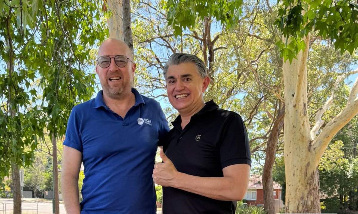 justthink1's tweet photo. Catching up with Mr Research @LouiChristopher in his neck of the woods...
Shooting the breeze & chatting about keeping all our X'er followers in the moment with #LiveData #RealData & entertained in 2026...
WTS very carefully or you will miss out... 😉 https://t.co/rhsGg62O4B