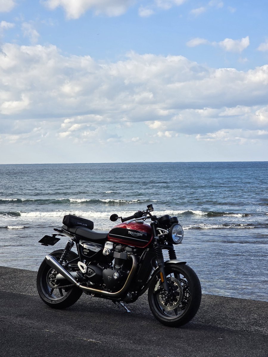 runjun235's tweet image. 海