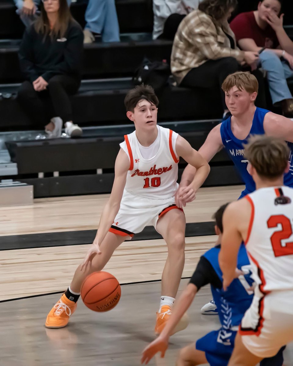 CoachStuart15's tweet image. So proud of this kid. I absolutely love watching him play and playing in HIS ROLE. Big win tonight, great job Panthers. Moving onto semi-final round of Monroe City Tournament. 
#freshman2029