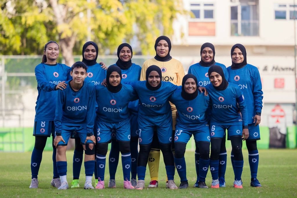 Tidak hanya Atin Rizky yang main di Maldives.

Ada pula Nastasia Suci dan Rihla Nuer yang mengikuti jejak Atin. Tapi, mereka beda klub. Keduanya bermain untuk Odi Sports Club.

Bagi Rihla, ini adalah pengalaman abroad keduanya setelah sempat main di klub Malaysia, FC Spicegals,