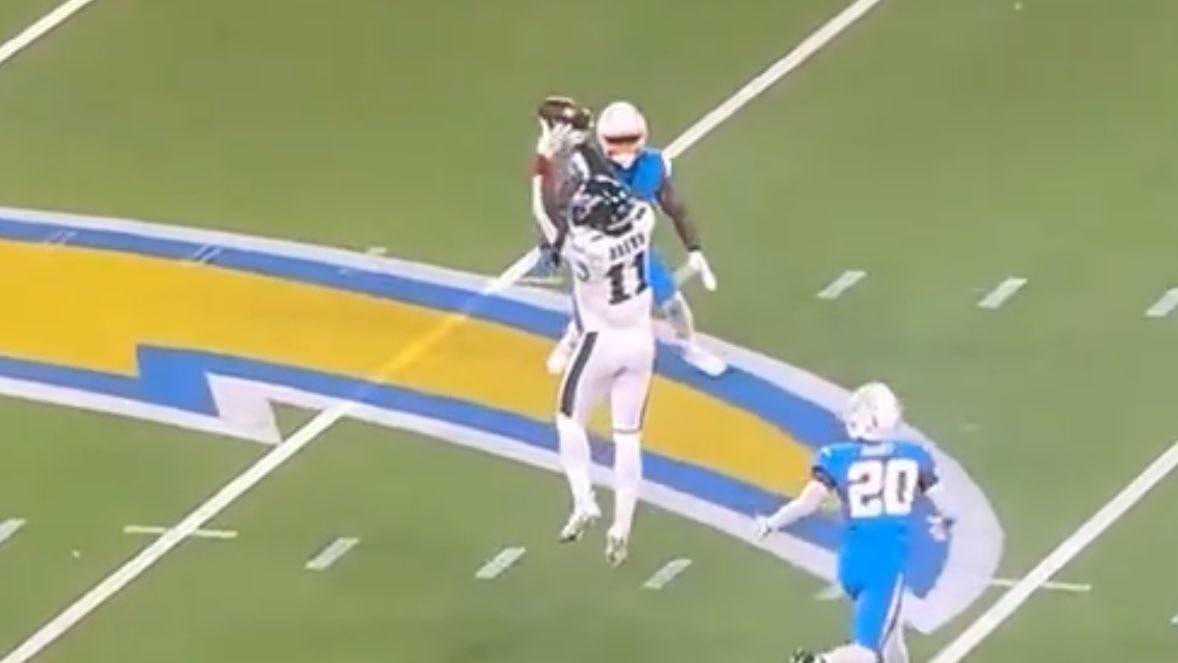 rubythevalley's tweet image. hurts gonna take all of the slander but im not letting these be forgotten