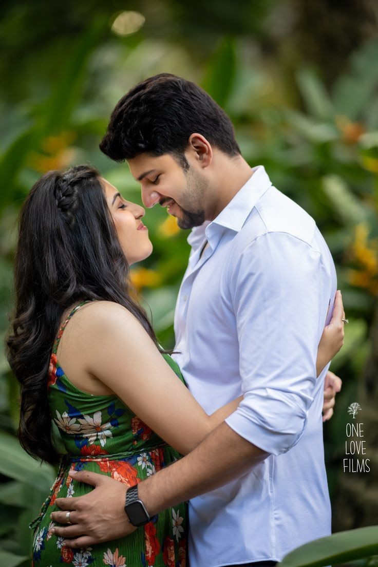 दुनियां का सबसे खूबसूरत पौधा 
विश्वास का होता है, जो जमीन पर नहीं,
दिलों में उगता है ...

मधुर प्रभात 🌥️🪷