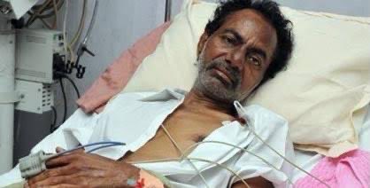 BRSHarish's tweet photo. దశాబ్దాల ఆశ, ఆవేదన, నాలుగు కోట్ల ప్రజల ఆకాంక్షలు ఉద్విగ్న భరితంగా మారి ప్రత్యేక రాష్ట్ర సాధన ప్రక్రియకు అధికారికంగా శ్రీకారం చుట్టిన సుదినం నేడు.

నవంబర్ 29 దీక్ష దివాస్
డిసెంబర్ 9 విజయ్ దివాస్ 
2014 జూన్ 2 తెలంగాణ ఆవిర్భావం

తెలంగాణ రాష్ట్ర చరిత్రలో సువర్ణాక్షరాలతో లిఖితమైన రోజులివి.

కేసీఆర్ పోరాటం + నాలుగు కోట్ల ప్రజల చైతన్యం = తెలంగాణ ఉద్యమ చరిత్ర 

చెరిపేస్తే చెరిగిపోయేది కాదు..
చరిత్ర నుదిటిపై కాలం చేసిన సంతకం..
కేసీఆర్  గారు. 

 #JaiTelangana #JaiKCR