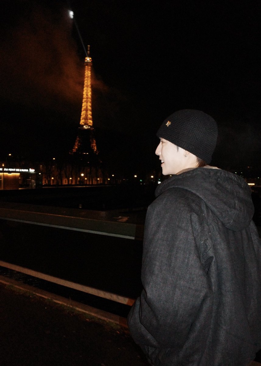 marktuan's tweet image. Missing the night strolls in Paris ✨