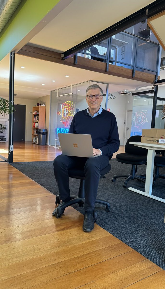 traskjd's tweet image. New guy insists on using a Windows machine.