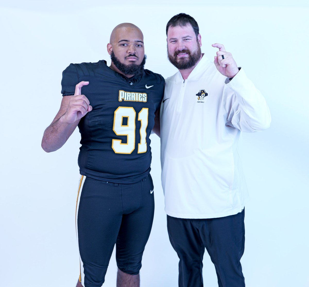 Gavin_L_Hebert's tweet photo. Thank you @SUPirates for an amazing official visit. I would also like to thank @SUPiratesFB @coach_kriesel and @CoachMcarr for my first official offer. Go Pirates! https://t.co/OV2Hpy2S4B