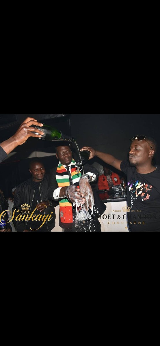 weberChigs's tweet photo. @ZBCNewsonline Nearly felt sorry for these guyz but I remembered how they used to just pour someone's whole tuition down like that, as they say when a hyena wants to eat its kids it accuses them of smelling like goats 🐐 https://t.co/JOYKWoQkgu