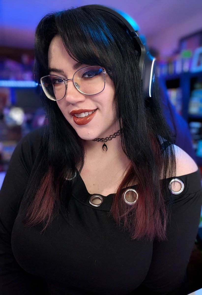 Playing Marvel Rivals for the second time ever and I have DROPS on!! Come get your Jeff Badge! YIPPIE!! 💚