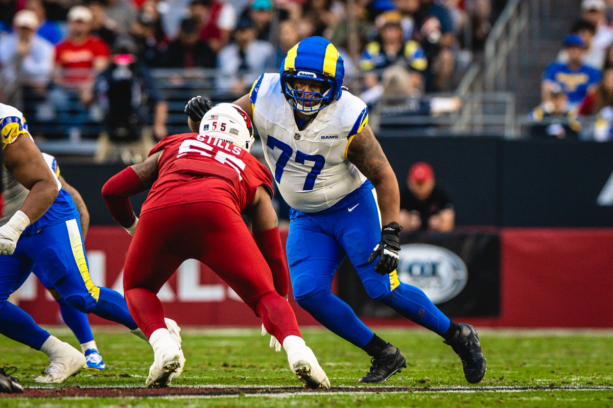 Alaric Jackson in Week 14 vs. Cardinals: 

0 sacks allowed, 0 pressures allowed, 0 quarterback hits allowed and 0 hurries allowed (31 pass blocking snaps)

Jackson hasn't allowed a quarterback hit in his last three games and only one pressure in his last two outings (TruMedia).