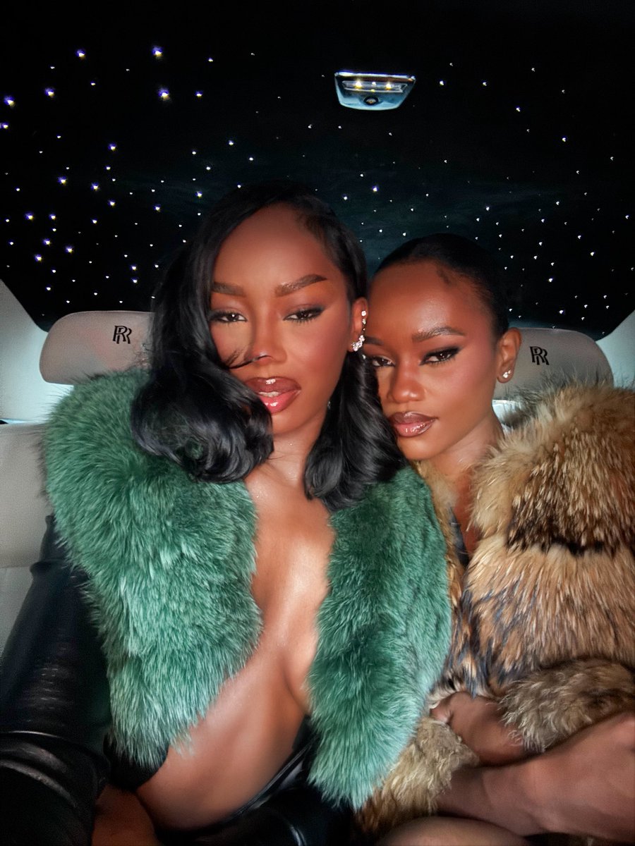 miss MÁM (@madeleineariel) on Twitter photo 