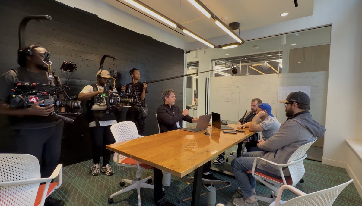 Big day.
We got breakthrough traction with a mega-lead in the AI marketing ecosystem — MarketerHire.

This one relationship can open distribution to thousands of marketers.

The GTM engine is finally in place.
The system works.
Now it’s time to scale the top of funnel.

Let’s go.