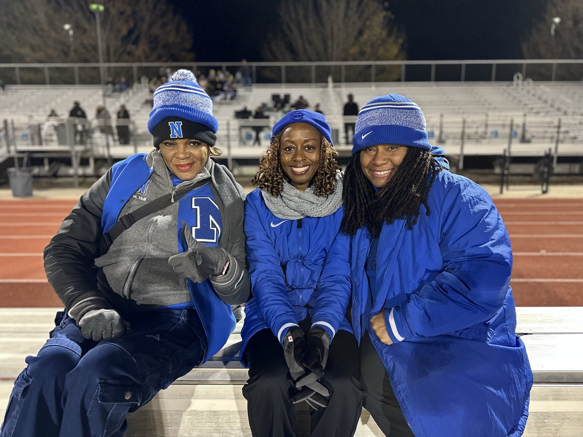 NewtonSupt's tweet image. Quarterfinal flag football action! It’s a cold night, but we’re fired up for the Lady Rams! They’ve won their first game against the Marist Eagles, now up against Blessed Trinity for a chance to go to the State Championship game! Let’s gooooo! @Newton_High @NewtonCoSports1