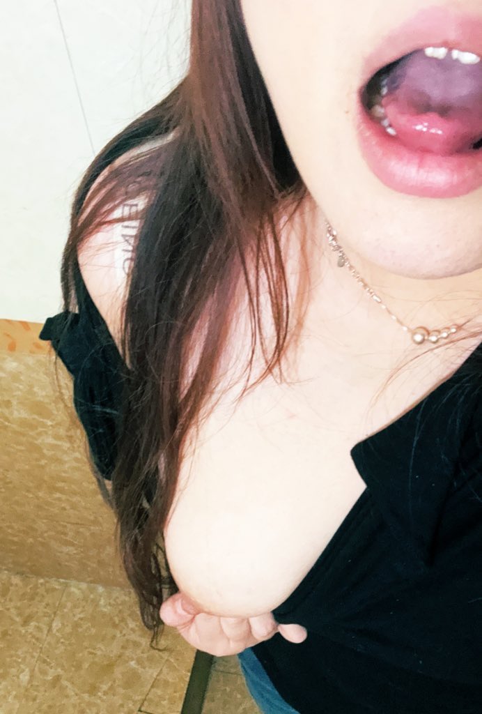 合肥情侣 tweet media