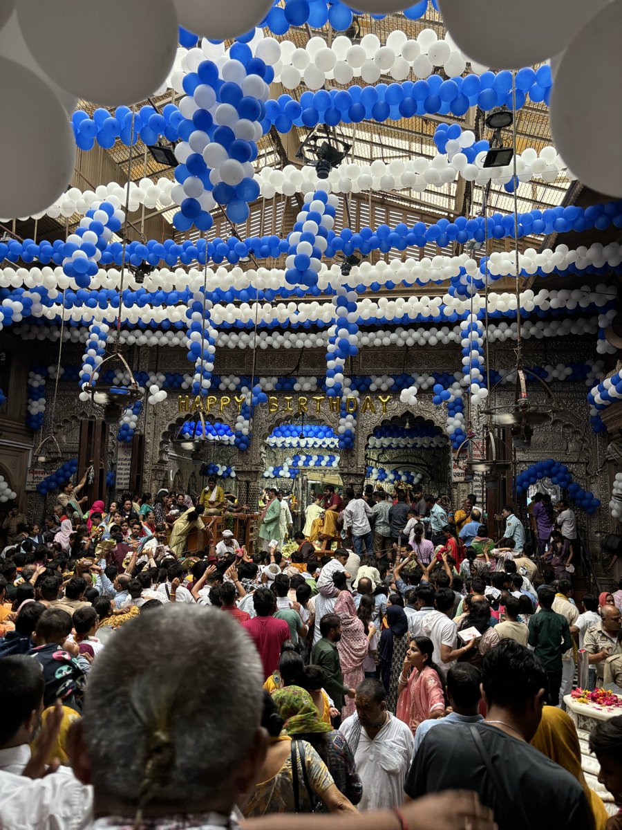 Good morning my x family 
राधे राधे 🌹🌹