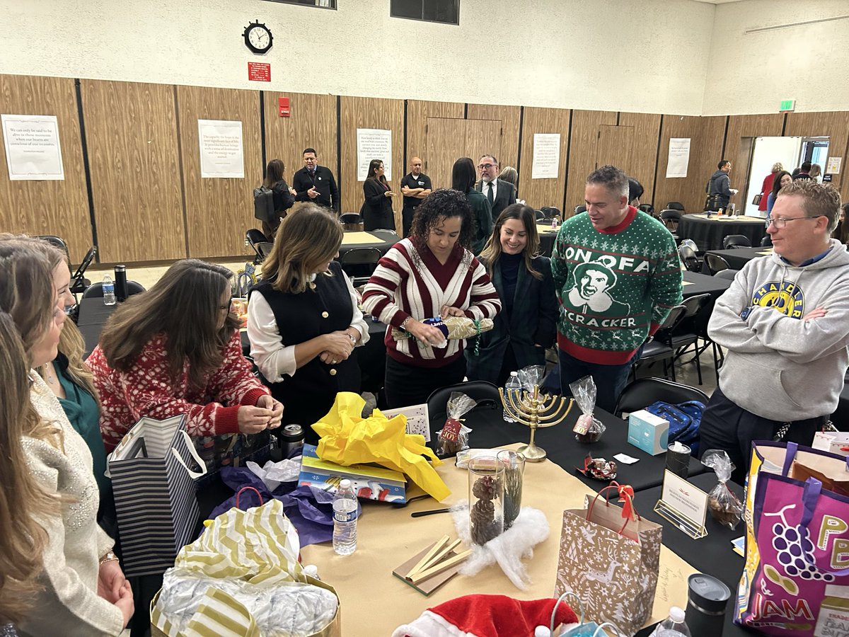 Pamela Damonte VN-VG Community of schools tweet media