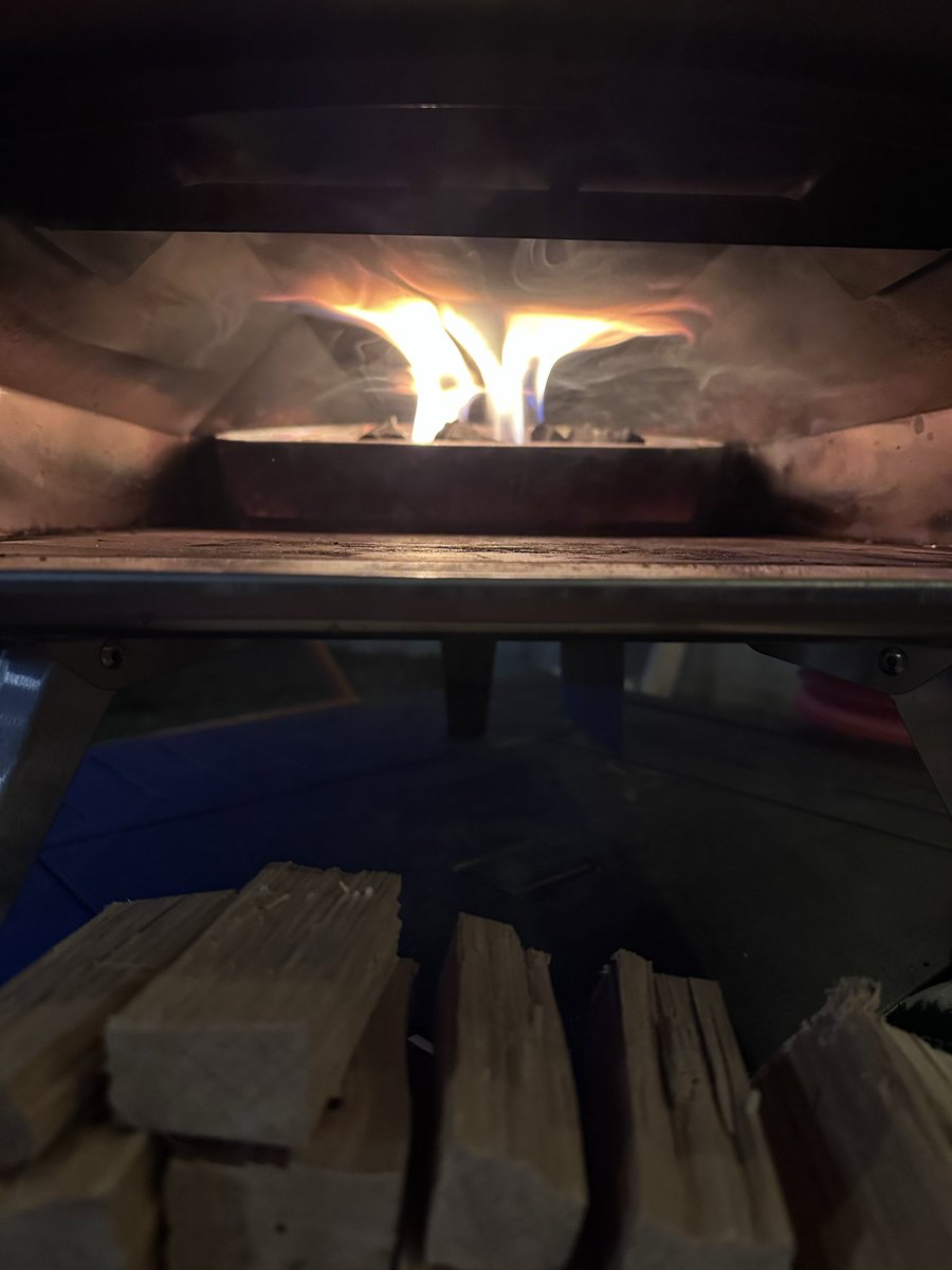 Nothing beats a homemade, wood fired pizza. <a href="/OoniHQ/">Ooni</a>