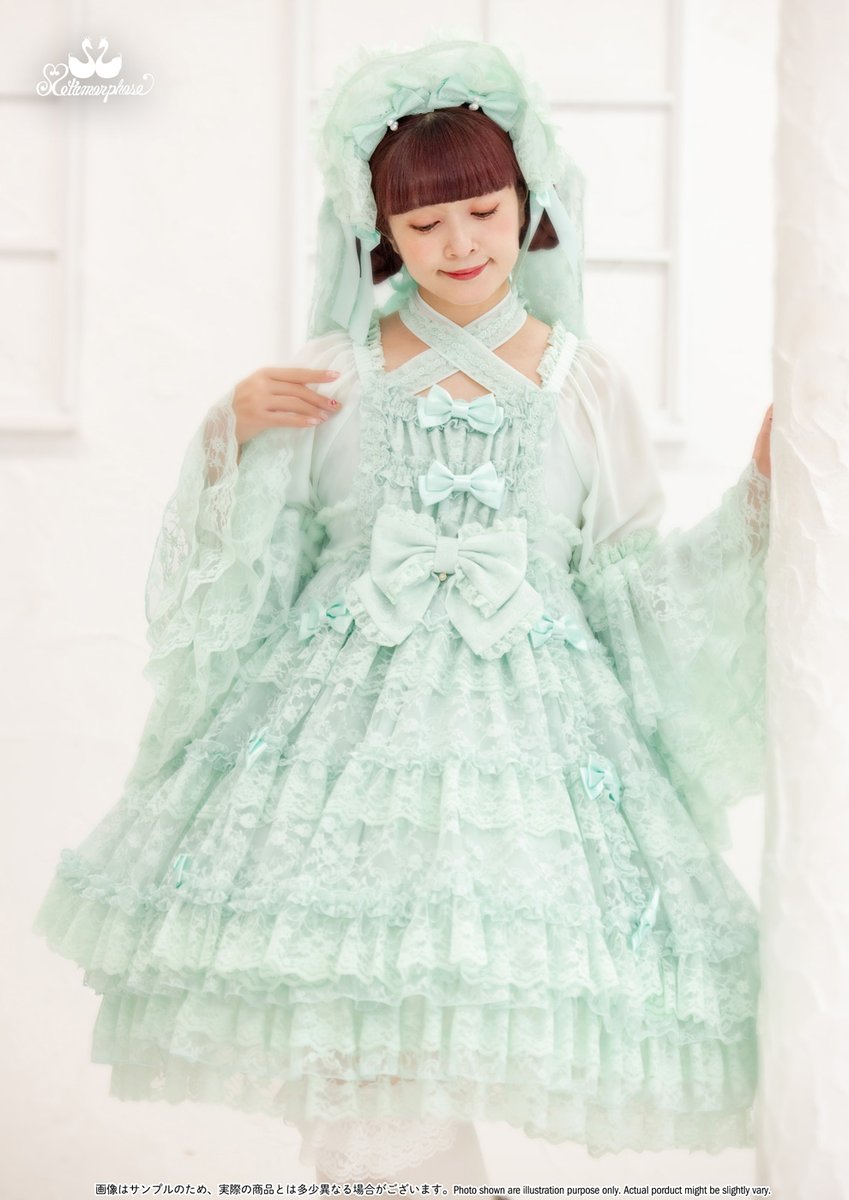 MetamorphoseEng's tweet photo. ✨💎Now Available💎✨
Hidden Princess in My Memory 2025
https://t.co/uBOWIGmEke
The gorgeous lace-layered dress and the matching half bonnet are perfect for the holiday season✨
#dress #hiddenprincess
#metamorphose #mtdf #Lolitafashion https://t.co/AGZFFuva01