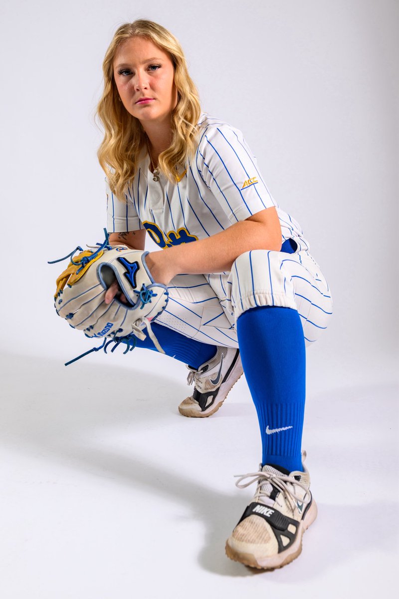 macyhamilton04's tweet photo. Want some Pitt Hamilton gear?!? 

I thought so…😁

This Thursday Dec. 11th is the last day to order to arrive by Christmas!

Use the code: HOLIDAY10 to get 10% off when you order by Dec. 11th!

https://t.co/9Y4nK8ibZs https://t.co/kDmoXytFbv