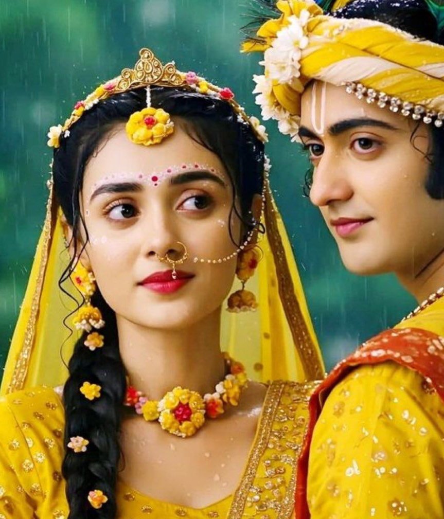 समर्पण ऐसा हो कि रास्ते खुद साफ़ होने लगें।
❤️