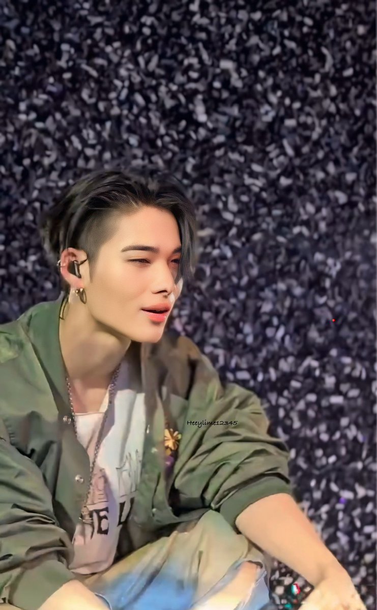 Ni-ki day giveaway

 1 Winner  (Tapestry)
📌 Mechanics
• mbf | like &amp; rt/ tag ur 2 engene friends
• drop bday tag for hoon
• must be willing to wait
Ph engene only 

ICON OF DREAMS NI-KI
#Twinkling20WithNI_KI
#니시무라_미역국마니무라
#ニキ20歳の誕生日
<a href="/ENHYPEN_members/">ENHYPEN</a> <a href="/ENHYPEN/">ENHYPEN OFFICIAL</a>