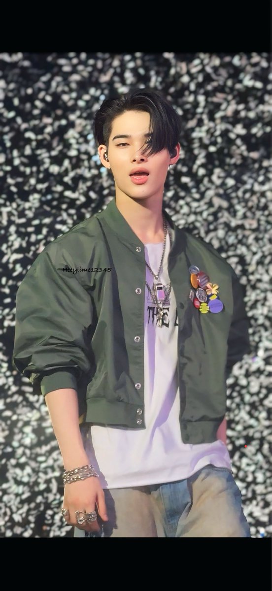 HeeEVer1009's tweet photo. Ni-ki day giveaway

 1 Winner  (Tapestry)
📌 Mechanics
• mbf | like &amp; rt/ tag ur 2 engene friends
• drop bday tag for hoon
• must be willing to wait
Ph engene only 

ICON OF DREAMS NI-KI
#Twinkling20WithNI_KI
#니시무라_미역국마니무라
#ニキ20歳の誕生日
@ENHYPEN_members @ENHYPEN https://t.co/dplUzQfLsj