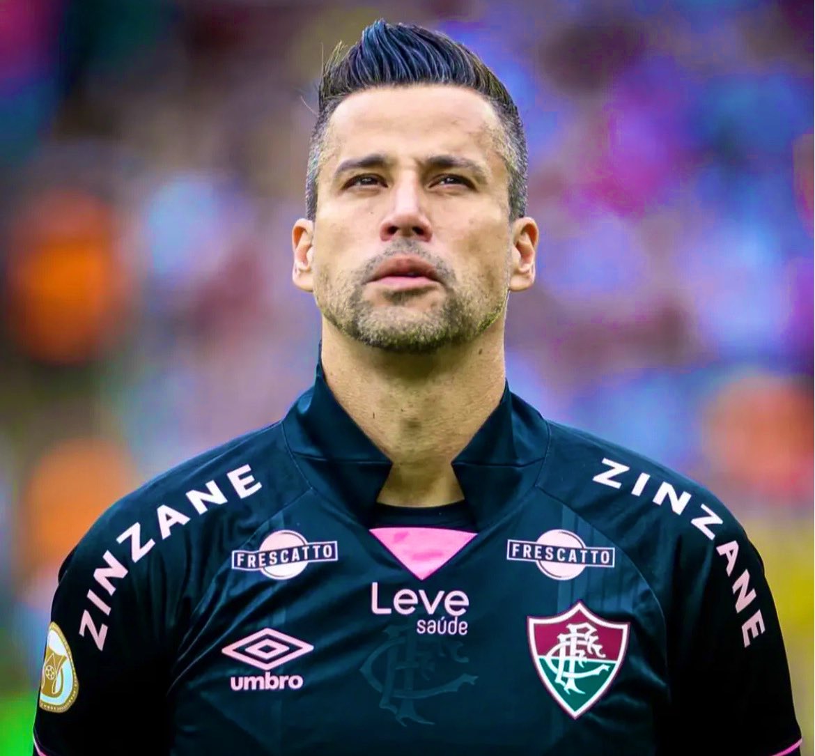 SelecaoTalk's tweet photo. 🚨🇧🇷| At 45 years old, Fluminense GK Fábio was the only player to play every minute of the Brazil league season! 

Timeless https://t.co/M3yMTrZeot