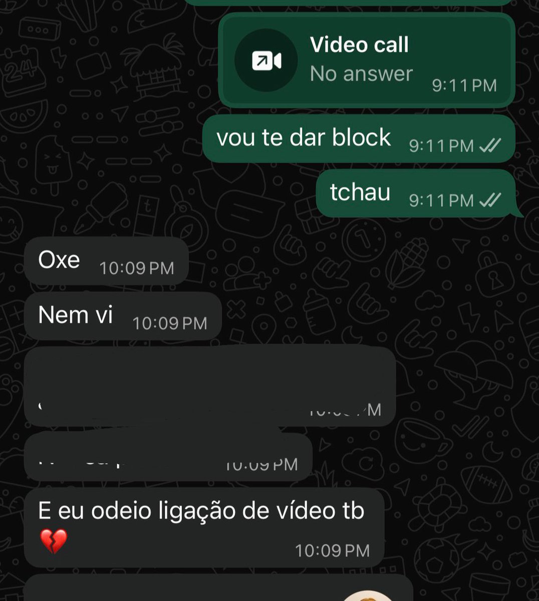 bellascomet's tweet photo. imagina namorar alguem que te odeia…. https://t.co/S6GCtrG1Xg