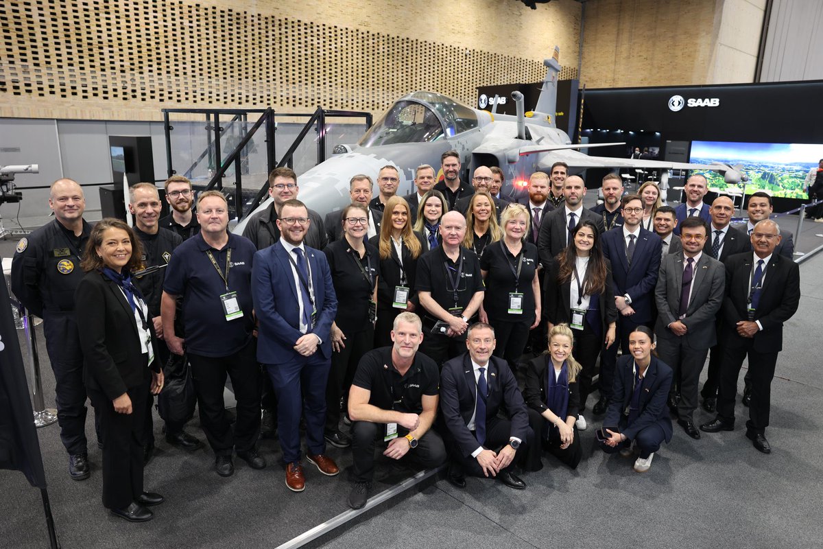 Saab Colombia tweet media