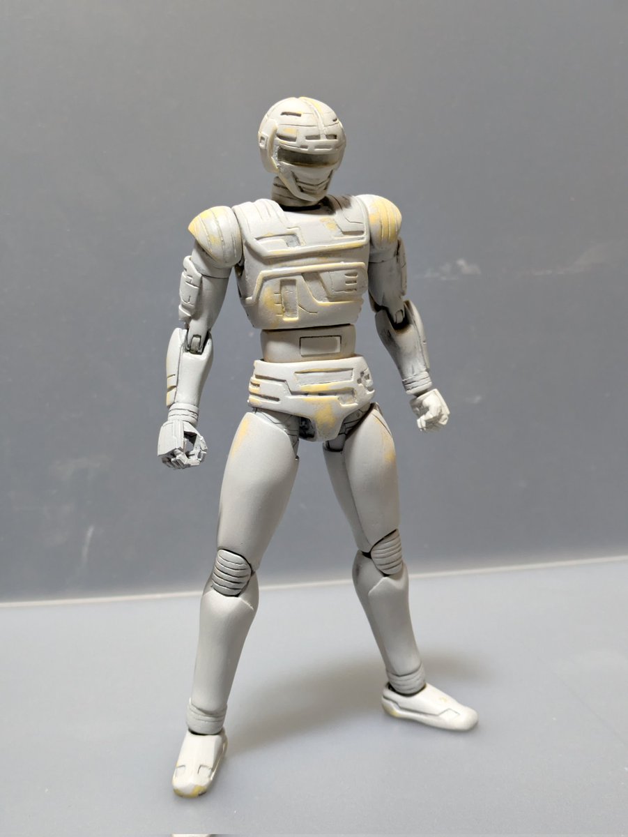 そろそろシルバー塗料チョイスしないとな😁