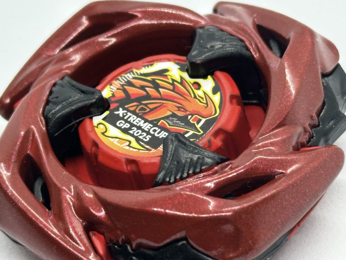 #今年も残りわずかなので今年一番伸びた作品を貼る
インパクトドレイク メタルコート:レッド🔥🔥
そろそろ公式のカラバリが欲しいですね