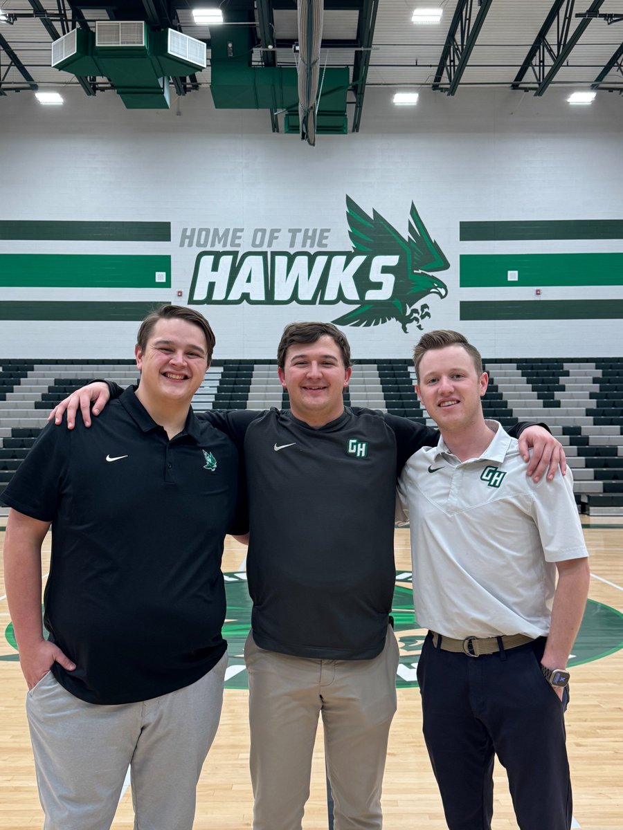 ghsportsnetwork's tweet image. Hawks Hoops Home Opener Tomorrow Night to Begin District 7-4A Play!

Girls - webca.st/270858
Boys - webca.st/270860