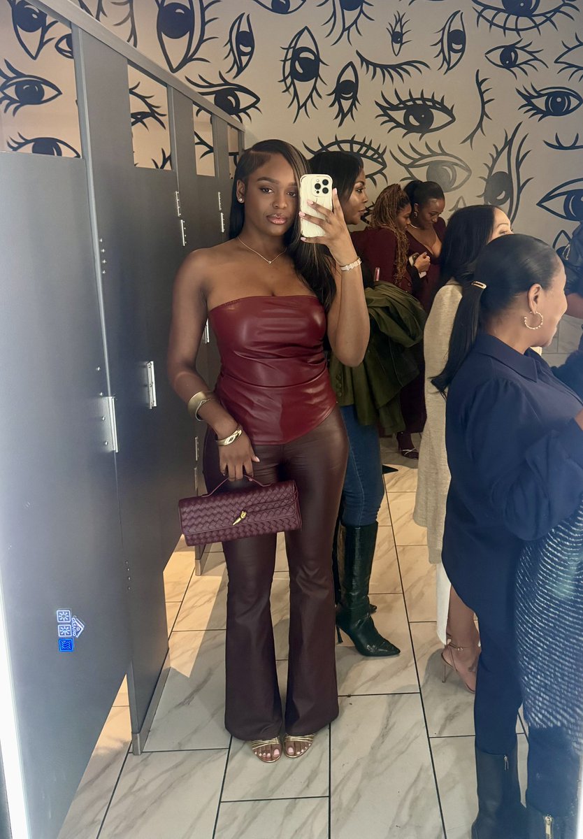 _Neekd's tweet image. 🍷